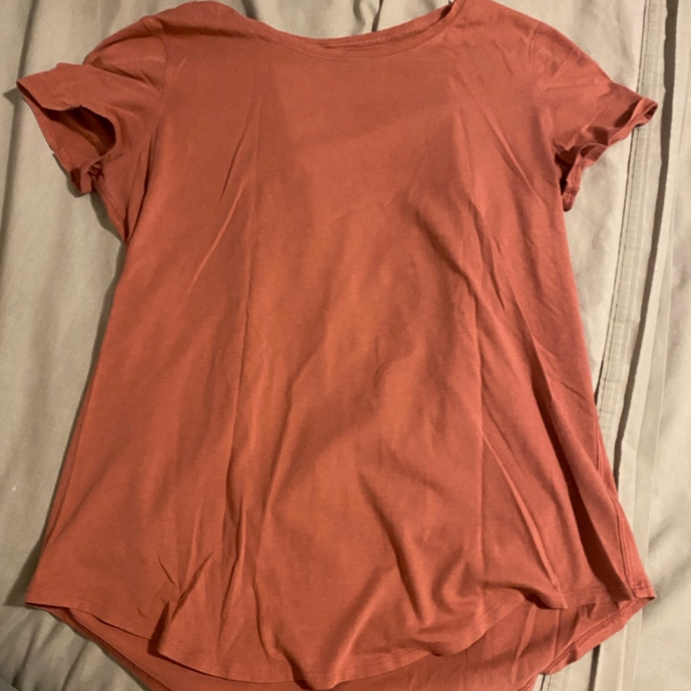 LULULEMON LOVE CREW T SHIRT SIZE 8 DUSTY ROSE